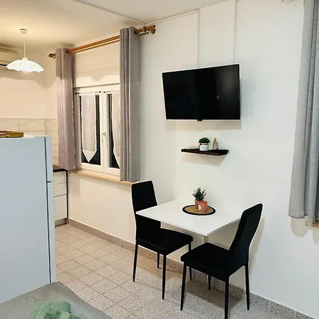 Apartment Schwarz In Iii *