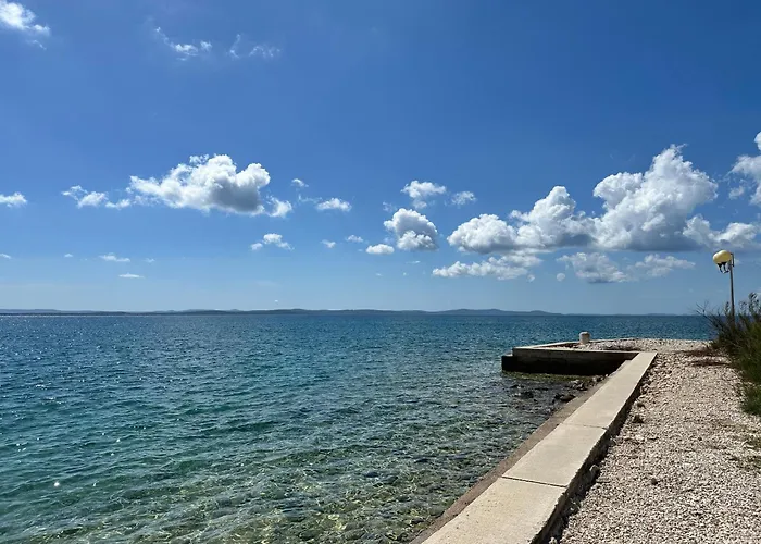 Апартаменты Near - Quiet & - Unit 3 *